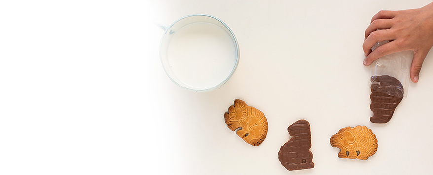 Consumption moment of Dinosaurus Milk Chocolate
